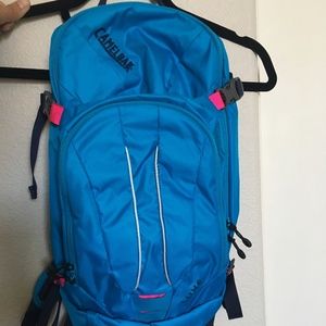 NEW! Camelbak LUXE Pack with 3.0L Water Bladder